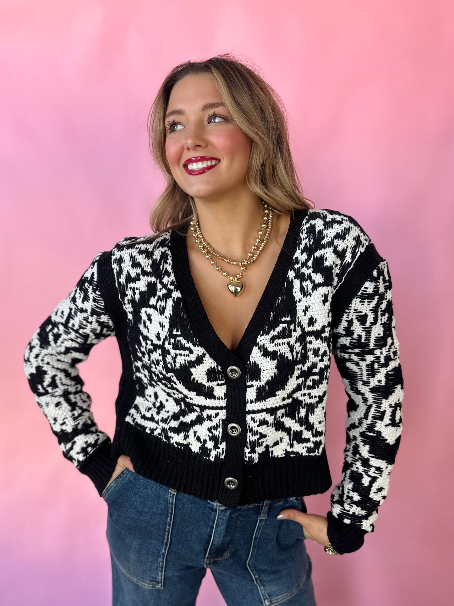 BLACK AND WHITE V NECK CARDIGAN