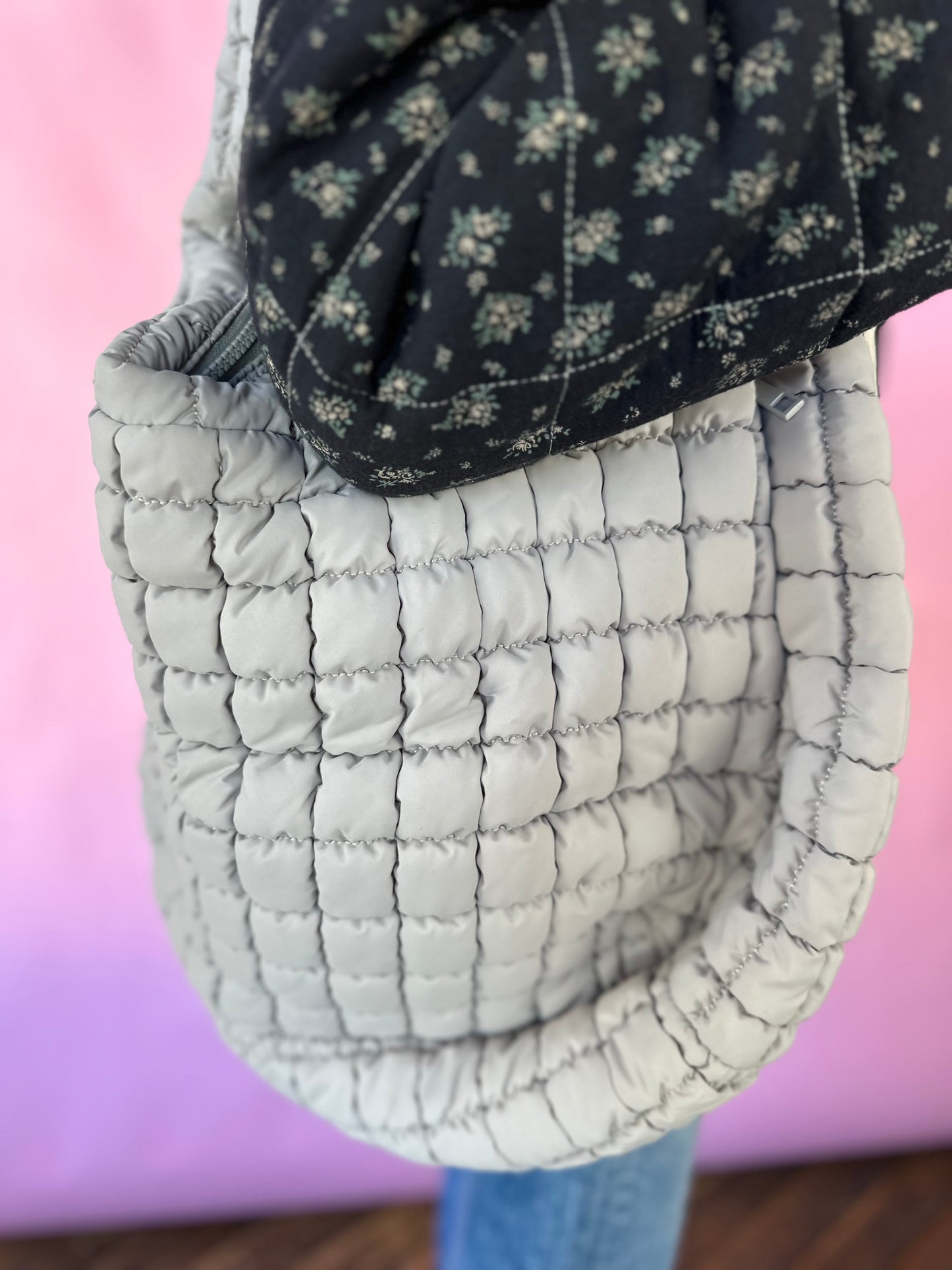 GRAY QUILTED BAG