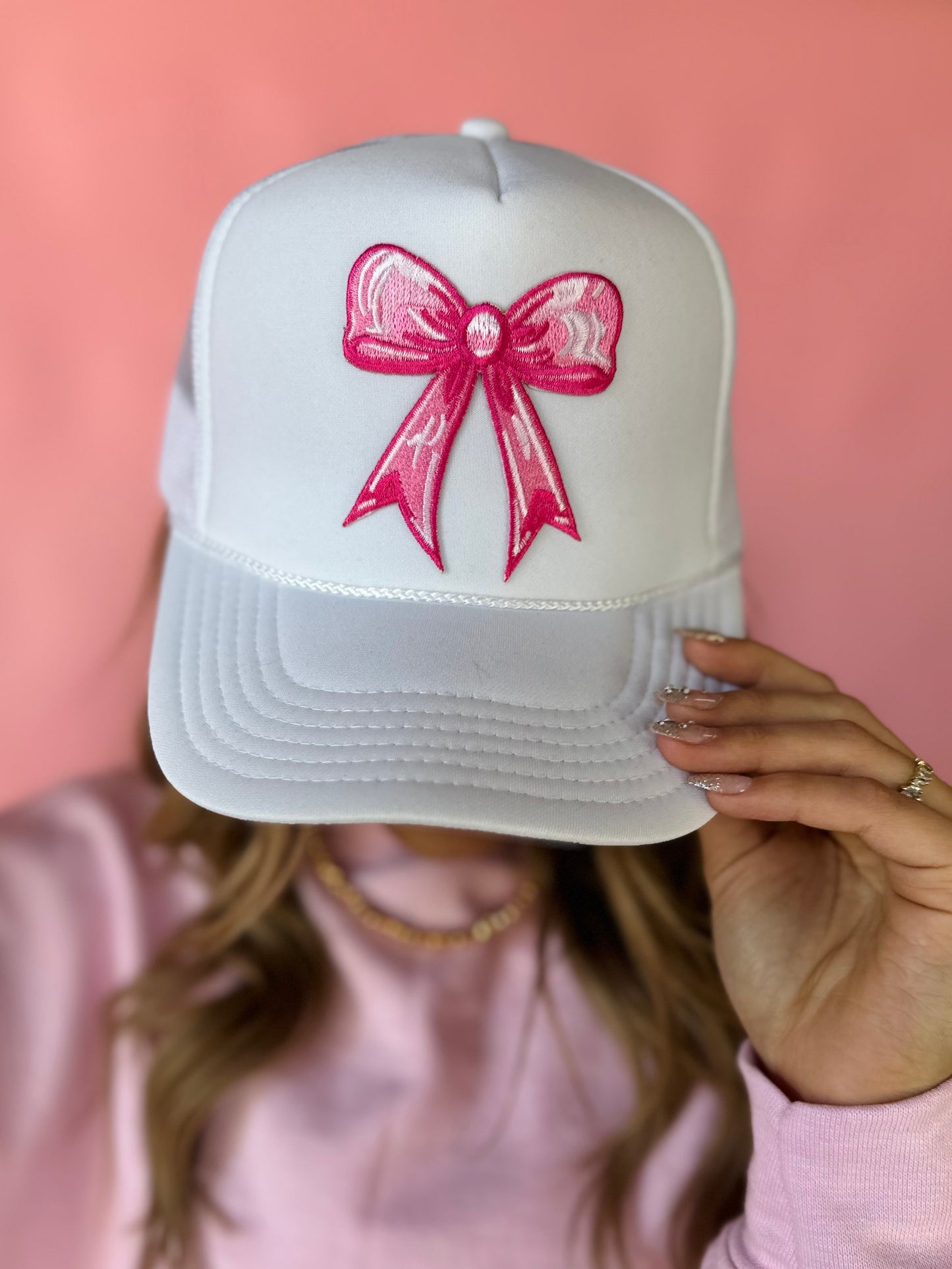 PINK/WHITE BOW TRUCKER HAT