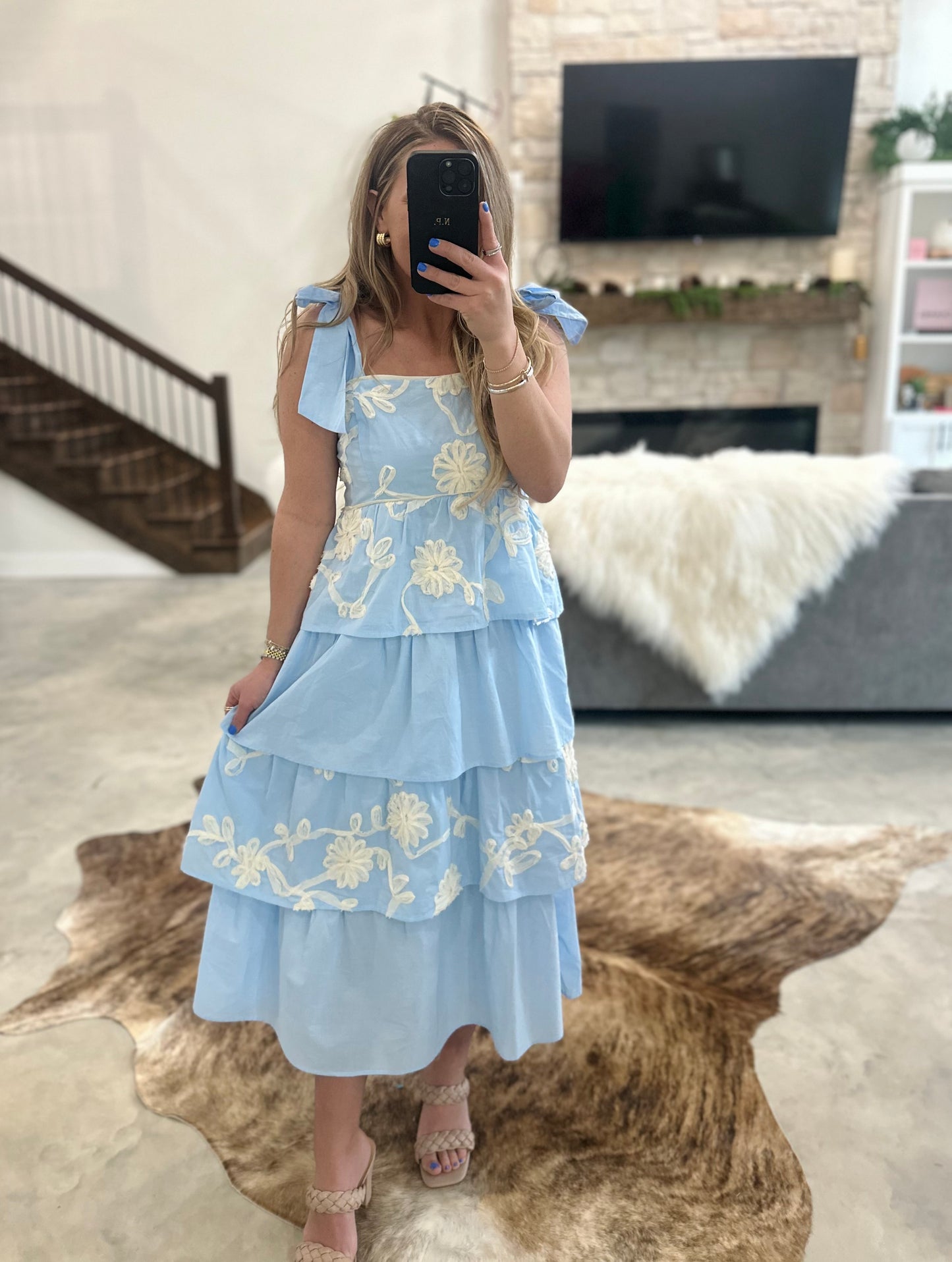 LIGHT BLUE FLORAL DRESS